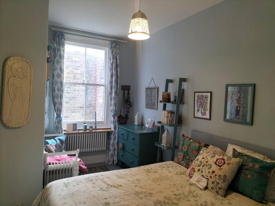 Appartamento Charming London With Balcony Esterno foto