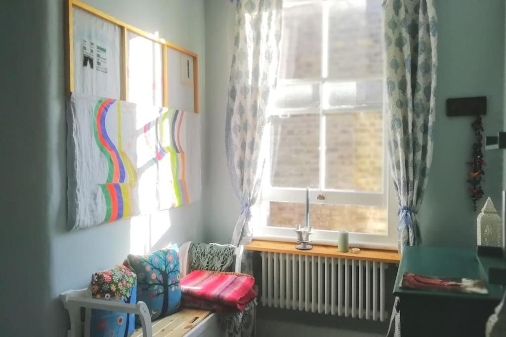 Appartamento Charming London With Balcony Esterno foto