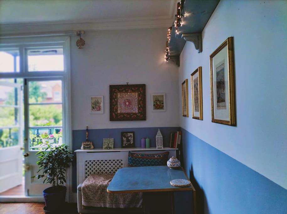 Appartamento Charming London With Balcony Esterno foto